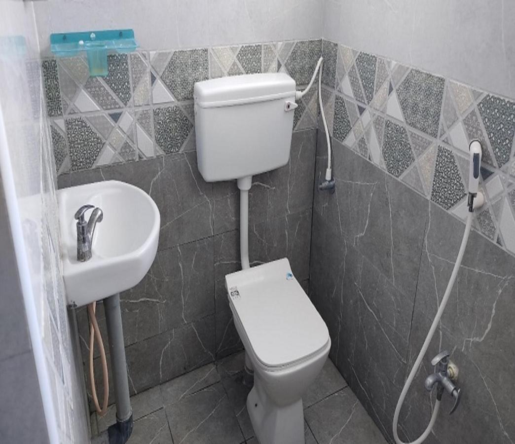 Отель Jeeva Residency Thalaivasal Экстерьер фото